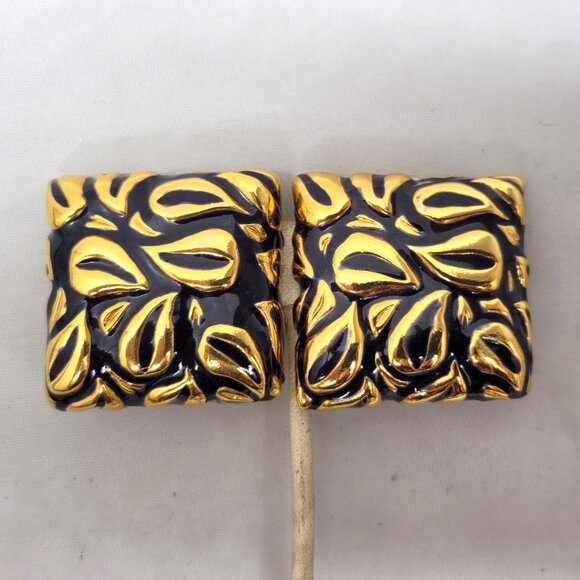 Vintage Signed Escada Square Goldtone & Blue Enamel Clip Earrings - Picture 5 of 11